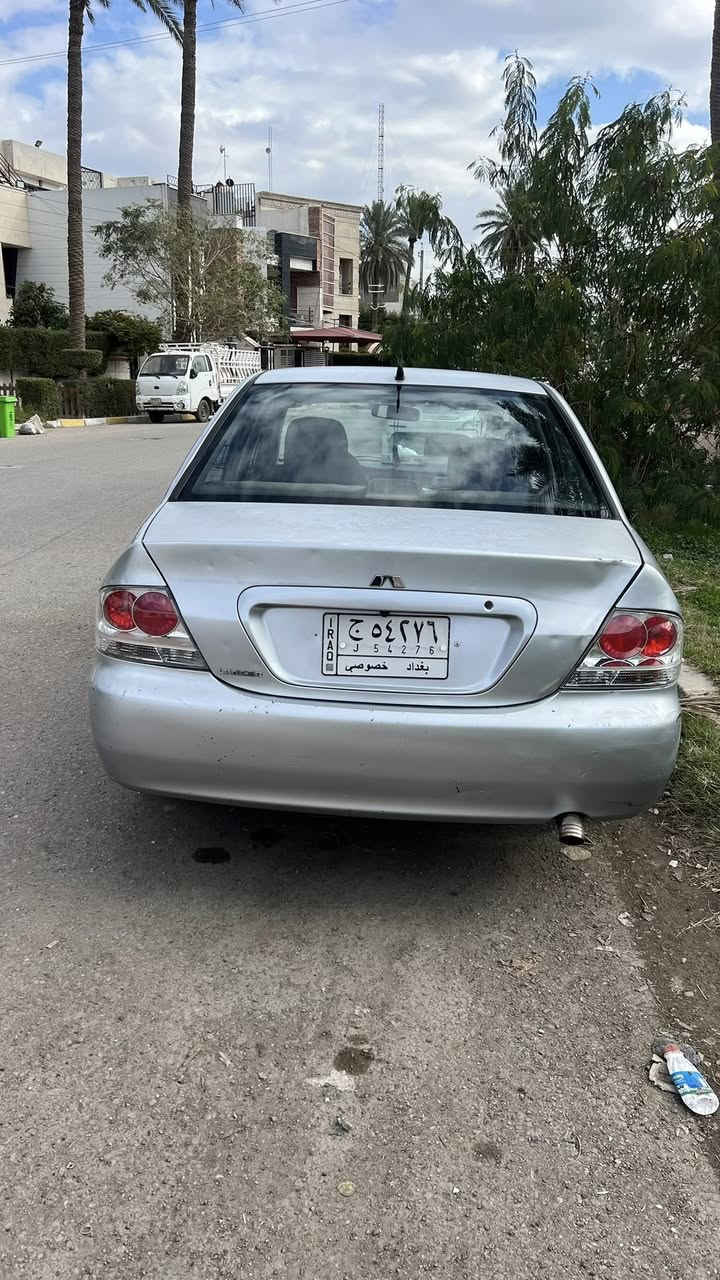 لانسر 2009
رقم بغداد 
كير محرك كفاله 
محرك 2000
تدفئه- تبريد 
بيه اثر رصعات  محولبه 
بغداد  حي الجامعه 
السعر 75 بيه مجال بسيط
***********
