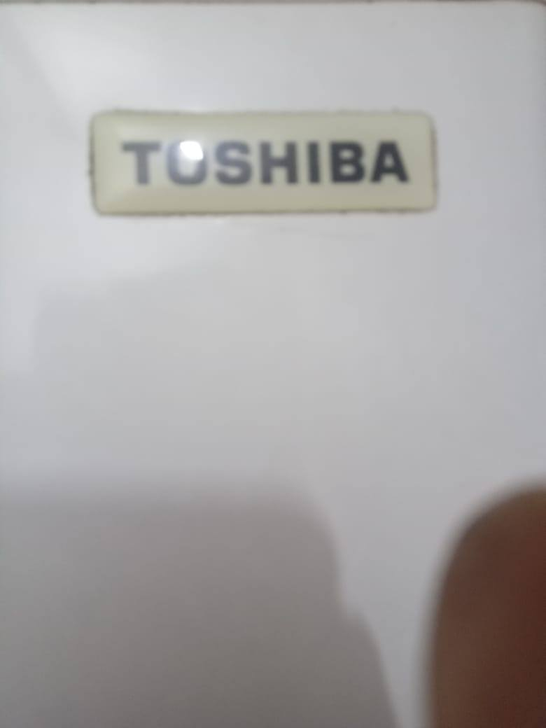 السلام عليكم ثلاجة الحجم الكبير جاهزه اخت الجديده خير من الله ماطابه تصليح السعر 350هاتف***********العنوان بغداد
