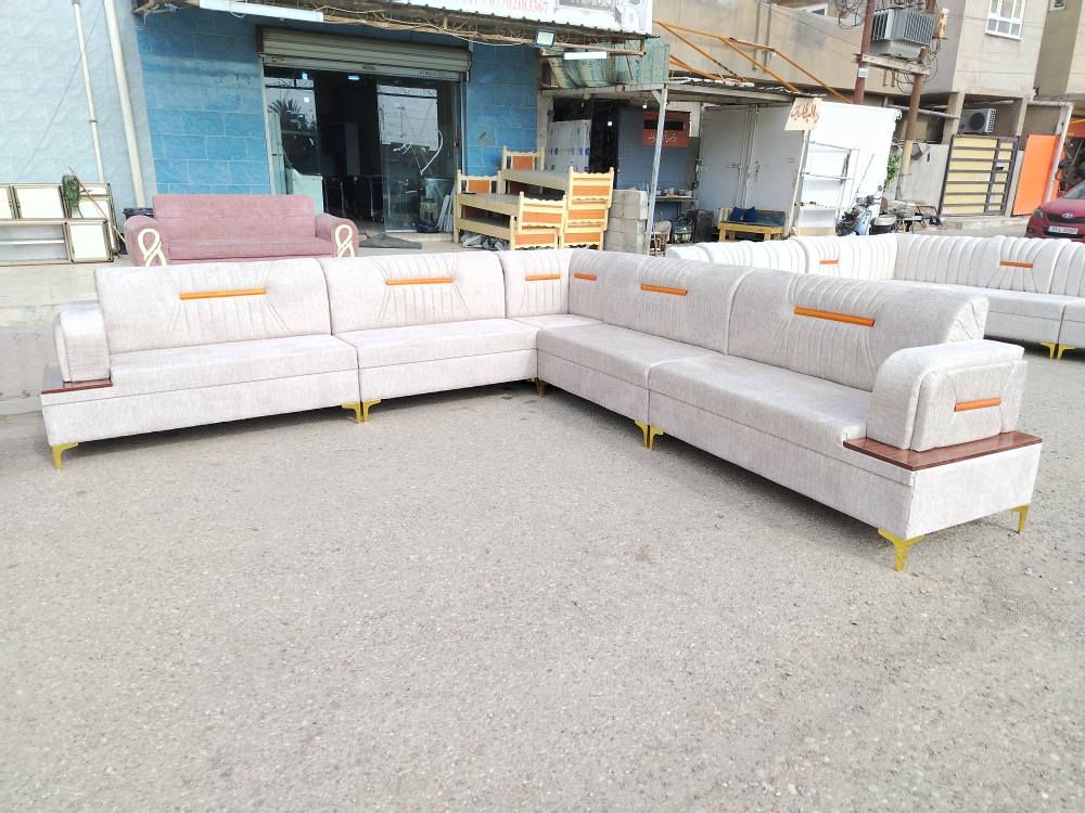 معرض ومعمل أنمار للأثاث 🎄السلام عليكم زبائنه الكرام 💐يتوفر كافة الموديلات التركيه الحديثه 💐من الدواوين 🥀والقنفات 👌مصنوعه من أجود انواع الخشب بلوك أسود 🎄والسفنج اكسترا درجه أولى 💐والأقماش من الخام الممتاز 💐👌ملاحظه والعنده ديوان أو تخم ويريد ايبدله ناخذه منه ونفصله جديد والفرق حسب الاتفاق 💐🚚مع خدمة التوصيل داخل كركوك 🚛💐للأستفسار ☎️واتساب *********** ☎️*********** كركوك, العراق
