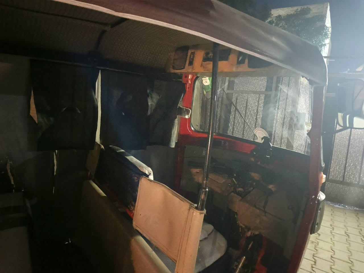 السلام عليكم تكتك للبيع موديل18 داخله بال19 تكتك كدامك نظيفه وخير من الله رقم وسنويه تحويل شوكت ما تريد مكاني بغداد شعله سعر خاص أو واتساب ***********
