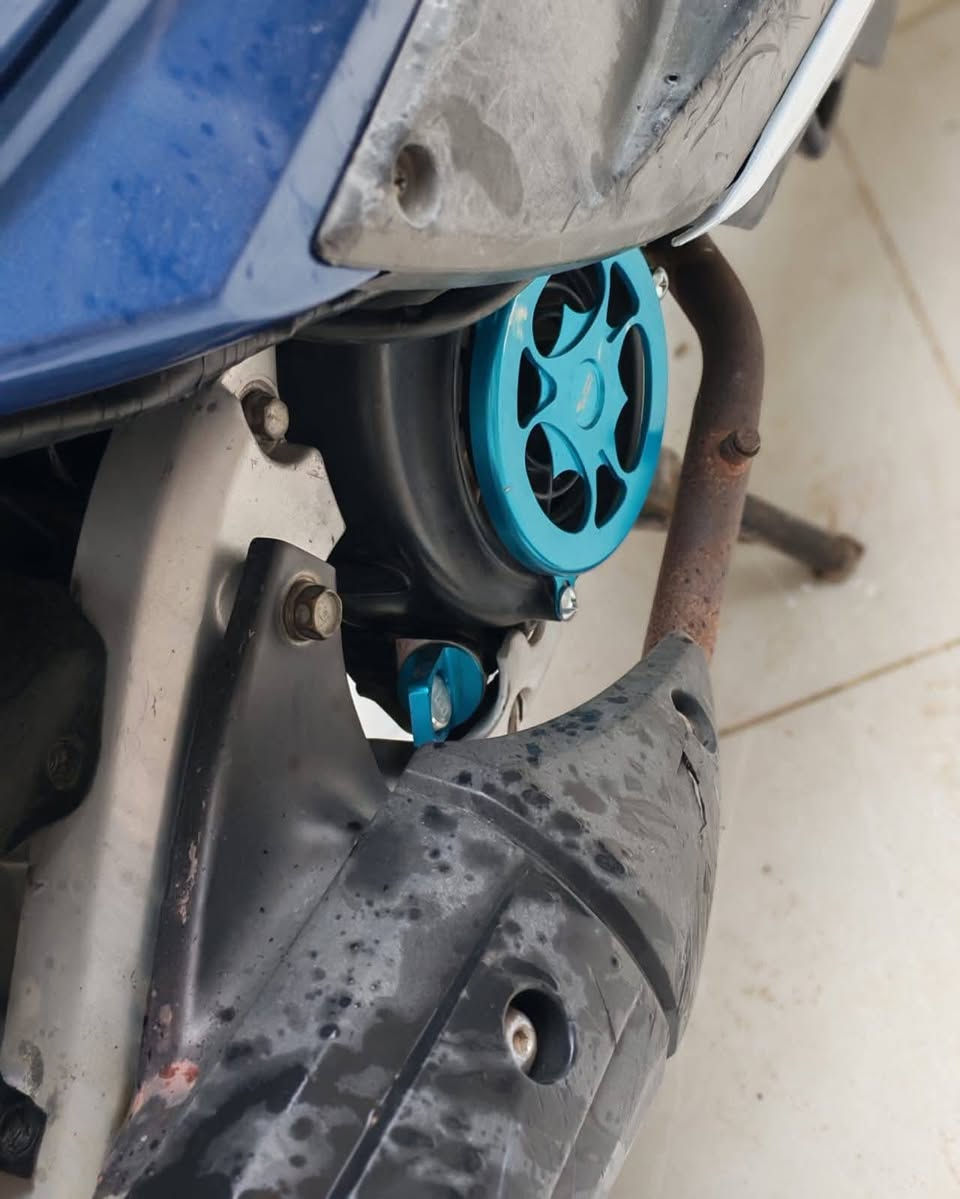 سلام عليكم دراجه سكنس خير من الله مكينتهه تخبل ما مفتوحه بيهه شلعه و معدل شك الكاع دراجه خير من الله و بيهه هواي شغلات رياضي كلج رياضي ويل رياضي قبق بانزين رياضي و بعد بيهه سوالف هم رياضي دراجه خير من الله كفراتهه نضافتهن 80 بل 100 خير من الله عنوان دوره ابو دشير سعر 700 و بيهه مجال قليل حك الجيه 
***********
