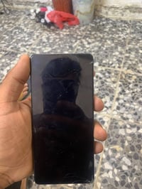 بوكو X5 برو • ٢٥٦ • شاشة مكسورة