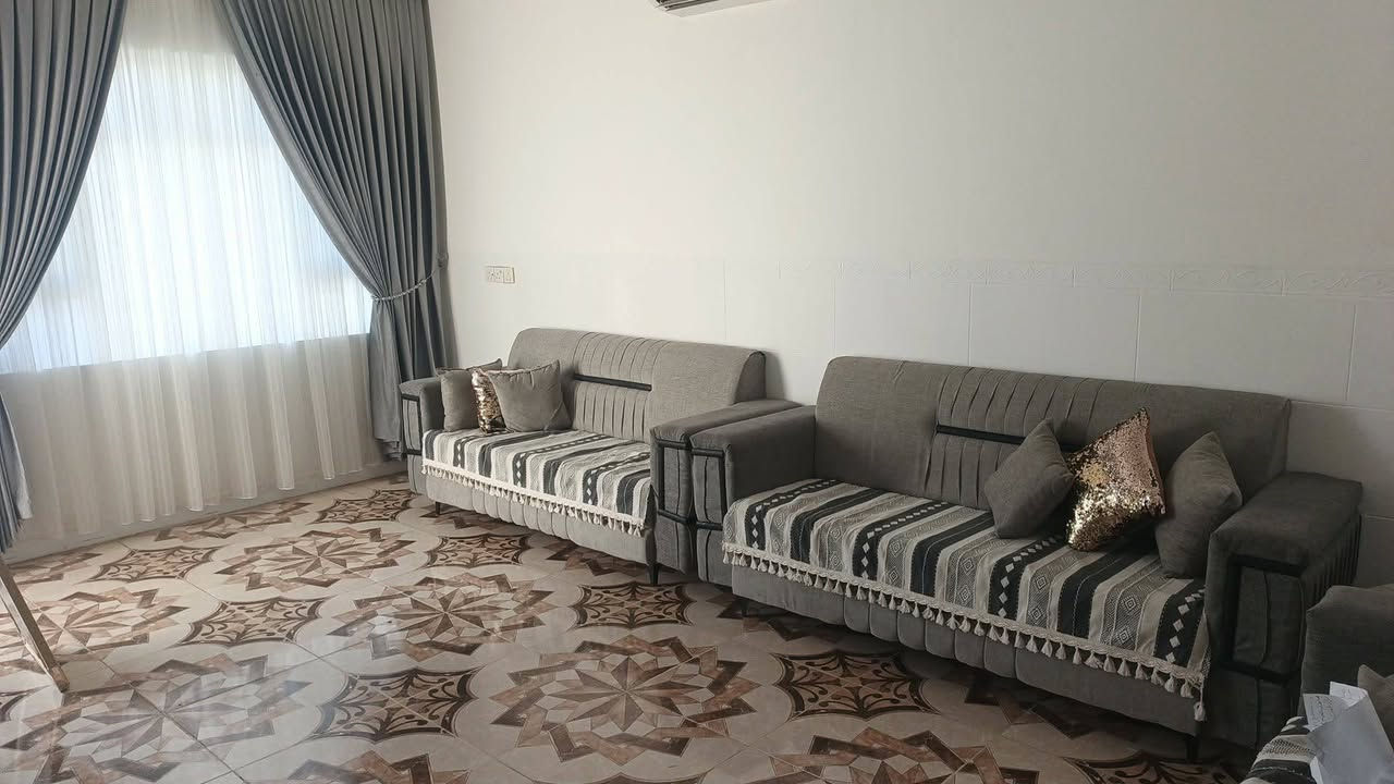 #للبيع مستعمل شهرين فصالنا مليون ١٠٠ خشب عراقي فصال تركي 
ابيعه ٧٠٠ ارفعو منشور


**إذا كنت صاحب هذا الإعلان وتريد حذفه لأي سبب، رجاءا أرسل رسالة إلى الدعم الفني**