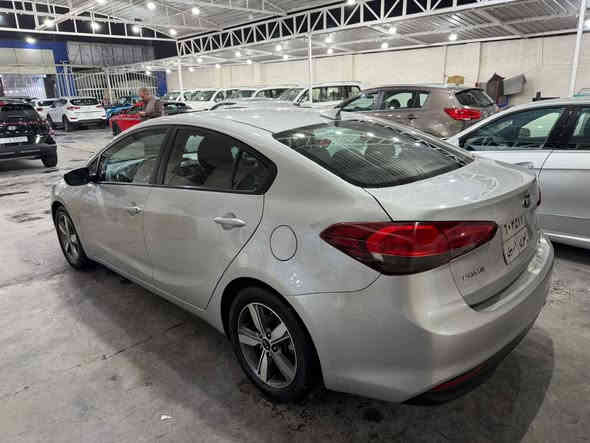 السلام عليكم 
فورتي 2018 امريكي Ex 
حادث بسيط الصور موجودة ب المنشور 
ميكانيك كلة كفالة رقم أربيل  كفالة المعرض تحويل او وكالة 
السعر 108 مجال بسيط 
مكان السيارة مدينة معارض البياع معرض الاخلاص 
***********
