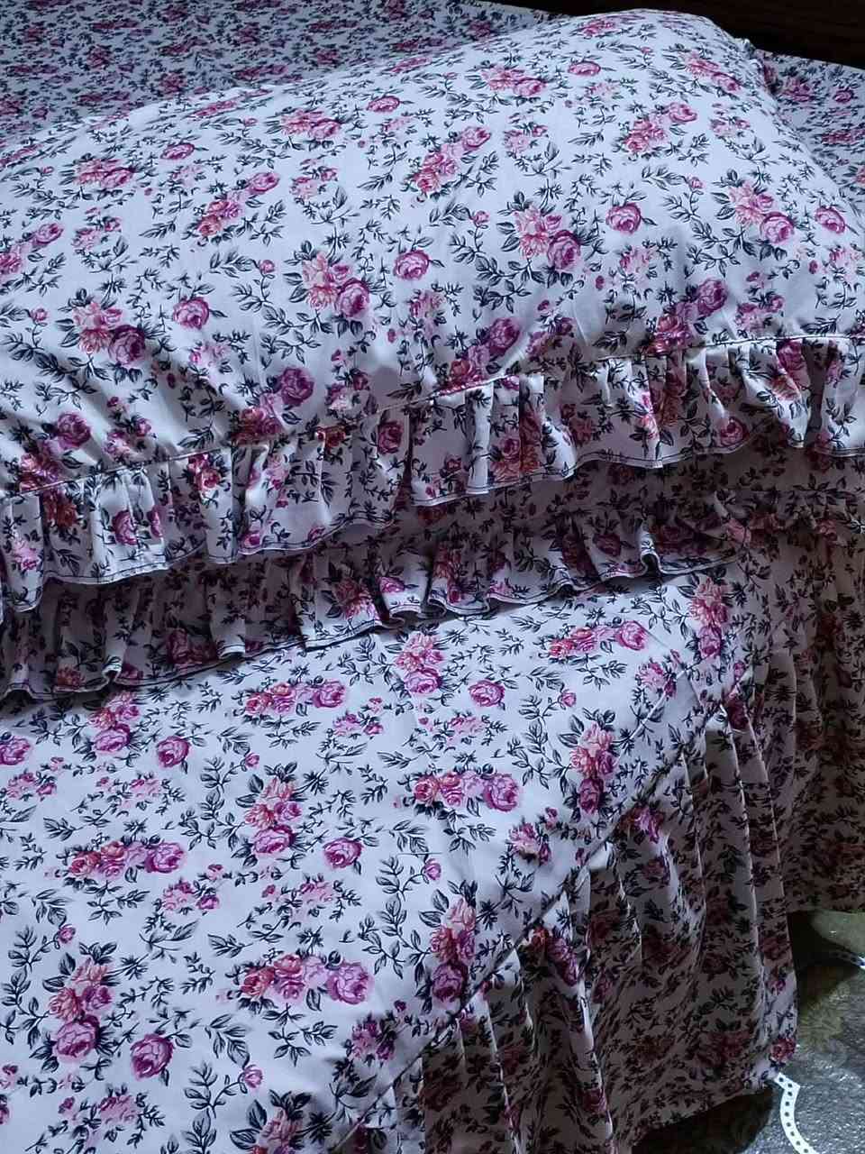 @إشارةفرشه نفرين القماش همايون اماراتي 
يوجد خدمه توصيل لجميع المحافظات الأستفسار خاص


**إذا كنت صاحب هذا الإعلان وتريد حذفه لأي سبب، رجاءا أرسل رسالة إلى الدعم الفني**