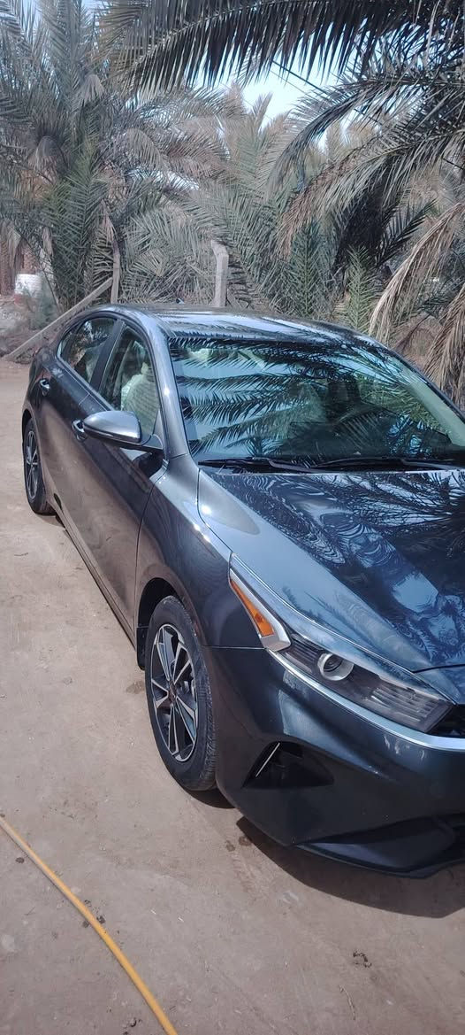 السلام عليكم كيا فورتي مديل 2023 
رقم اربيل تريد تحويل وكالة مضمونة 
لا صبغ ولا تبديل بس دعاميه وبارد بالجاملغ بدون ايرباك السياره جديده 
محرك 2000 دوش ماشيه 20 ميل 
الارضية مغلفة جلد 
رقم الهاتف *********** 
السعر 155 وبيها مجال
