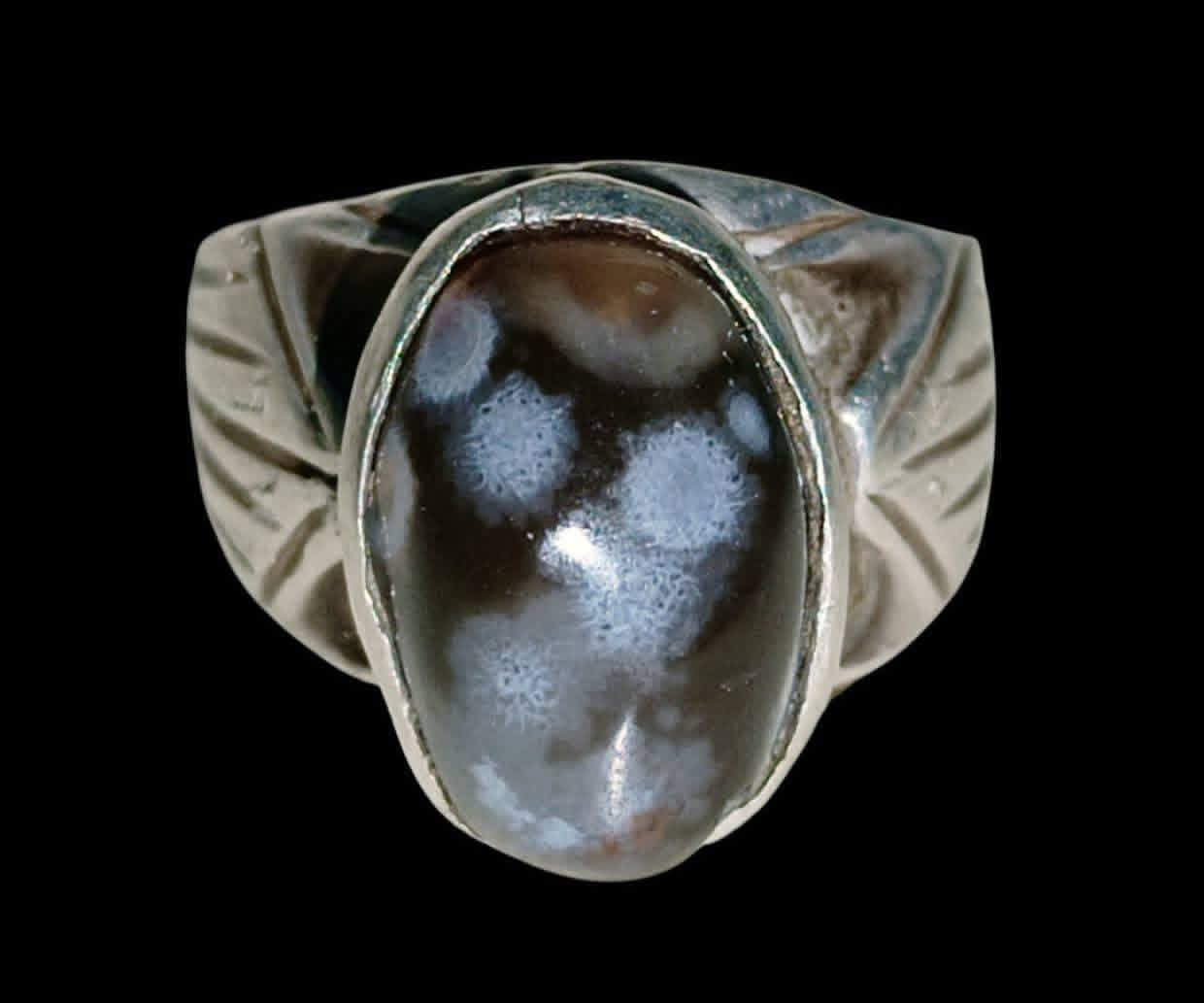 وينه اليدور مال زماط وشرط الشغل ومال سليماني عيون عطف نوادر النوادر فول الفول  وشرط الشغل تاخذة منجم 14 ليلة وبي توكيل عام وخدام وجاهز للحمل يعمل جاه وجاها عكد لسان محبه قبول طاعة خضوع جلب وتسهيل امور دوائر دولة صياغة يدويه قديمة فضه 925 يوجد توصيل ***********       ***********
