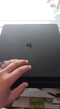 بلي 4 سلم مهكر قرص كلش كلش جديد بل كارتونه ممفتوح ولا ملعوب بي + جوستك...