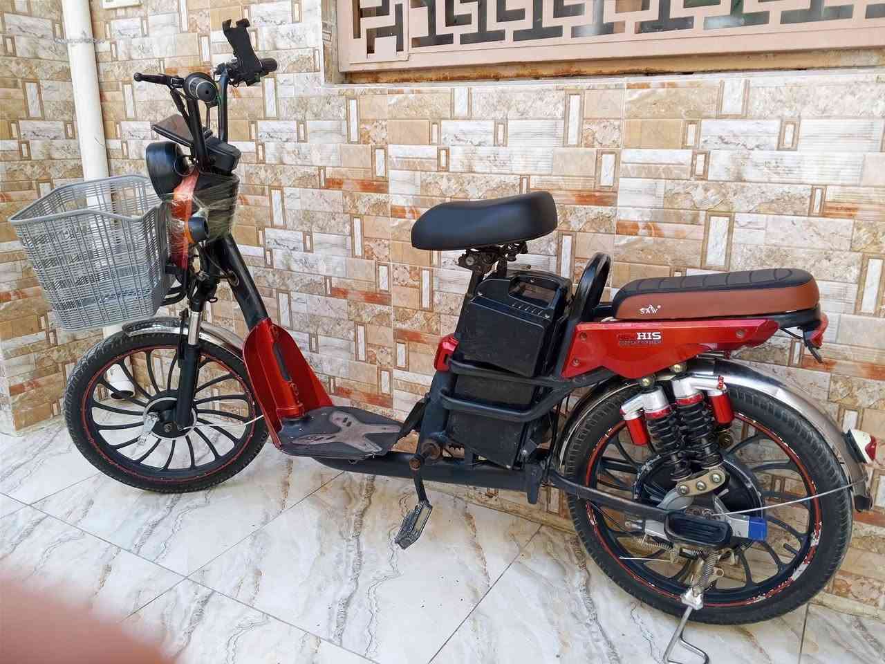 دراجة شحن للبيع
حجم 20 اربع بطاريات بحاله جيده

ملف 500 واط

دبلات خلفيه مزدوجه وثنين اماميات
يجي وياه شاحنه وسويج 2 وبصمه تشغيل وقفل وفتح وانذار 

المشاكل البيه بس سيم بريك ناقص سعره 5

السعر 190الف بيه مجال 

مكان كربلاء الجاير


**إذا كنت صاحب هذا الإعلان وتريد حذفه لأي سبب، رجاءا أرسل رسالة إلى الدعم الفني**