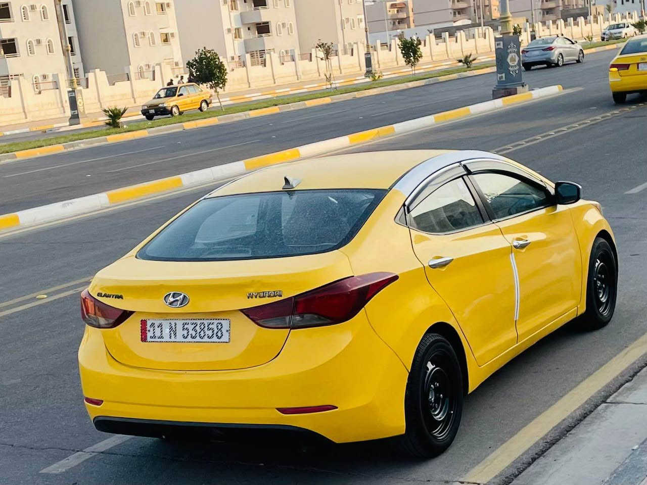 السلام عليكم النترا مديل 2016وارد امريكي حادثه  قبق الصندوق  بدون دخل فقط والباقي مكفول كفاله عامه كله ليبل وحد موصفات تحكم شاشه كامره مكينه 1800 دوش سنويه لغاية 28مصفره هيه وغرامات السياره جديده حيل وجاهزه واي نقص مابيه كير مكينه مكفولات حداديه تخم تاير تبريد ثلج السعر  (  110  ) لاستفسار اكثر لاتصال على الرقم (***********) مكان السيارة كربلاء مكلف بل نشر كربلاء, العراق
