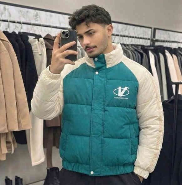 قمصلة رجالي شتائي ⚜️master quality ⚜️
الأسعار تبدأ من 15 ل20✅
جميع القياسات متوفرة 👍🏻
توصيل جميع المحافظات 5🚚
للحجز والاستفسار التواصل عن طريق الصفحة او واتساب ***********🌐
