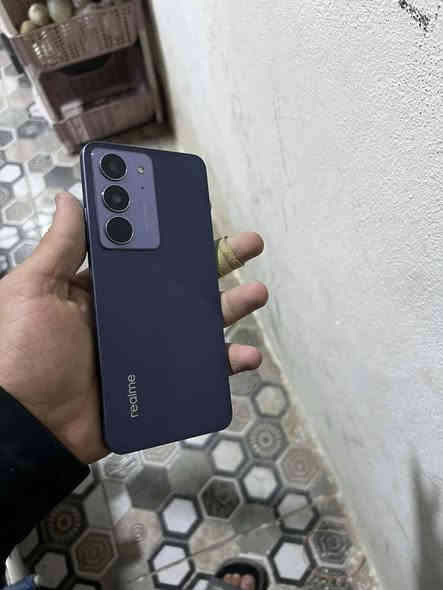 للبيع موبايل جديد نضيف حيل مستخدم  صارلو شهر من فتحتو من الكرتون غراض كامل ما نقصو شي كلو شرط الجهاز ريلمي سي 75 x  اذكره 256 رام 16السعر 175وبي مجال بسيط رقم ***********أو خاص عنوان الموصل جانب الأيسر حي النور يم دانيه ماركت رجان مو شراي لا يتعبني
