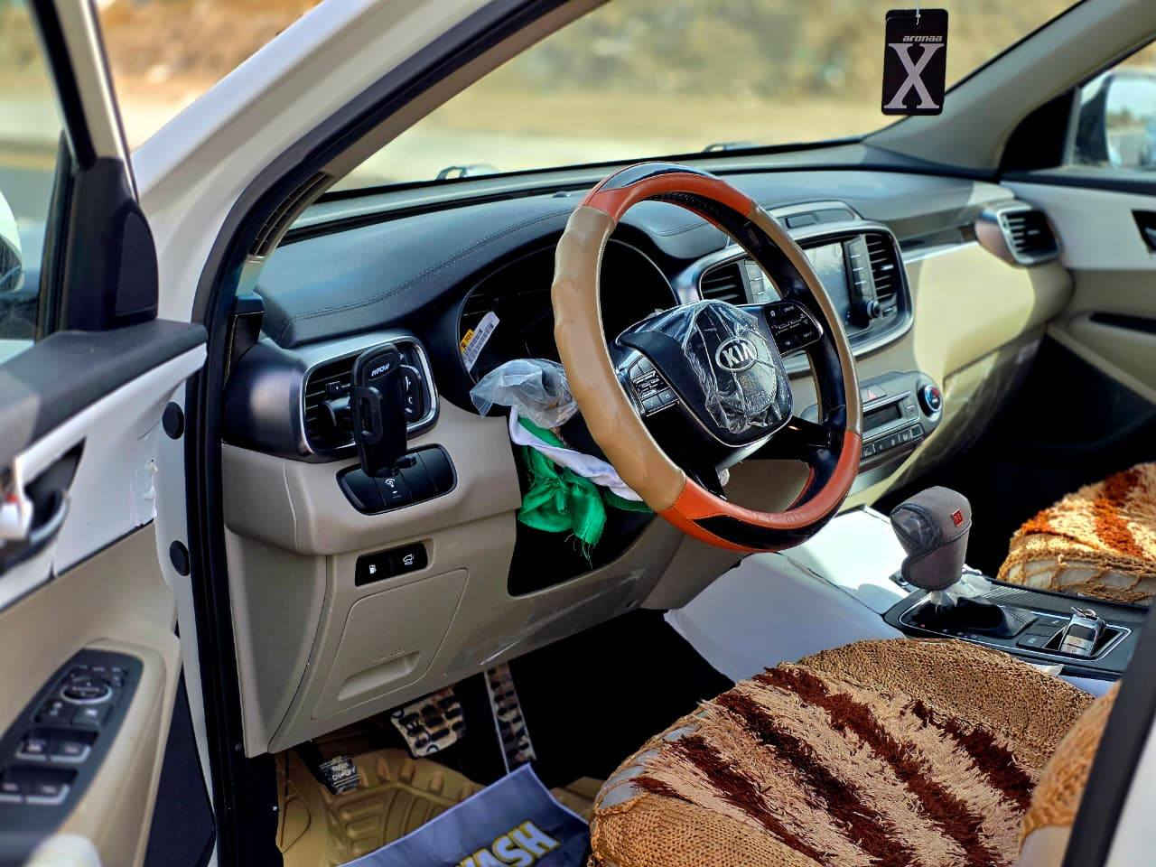 السلام عليكم سورنتو موديل 2020 خليجي اني مكلف بل نشر
نص فول 
بصمة 
جنطة كهرباء 
كشن كهرباء 
سبعة راكب 
ثلاث قطع تبريد 
بصمة ابواب 
شاشة كبير بلادية 
كامرة خلفية دوارة 
ثلاث وضعيات قيادة 
بردات خلفية 
تحكمات سنيرن وغيرهة من موصفات 
ماشية 80 الف
مكينة 6 سلندر كفالة عامة من فتح 
الكير كفالة عامة من فتح 
الكشر كفالة عامة من صبغ و البارد و الفتح 
رقمهة بغداد الدولي با اسمي السنوية 
مكاني بغداد 
السعر 290
***********
