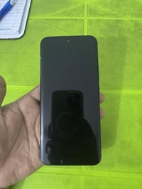 سبارك ٤٠ برو • ٢٥٦/٨ • بطارية ٥٢٠٠