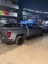 السلام عليكم  جمسي سيره موديل 2023 ماشيه 40 ميل حادثهه بجم جاملغين وبن...