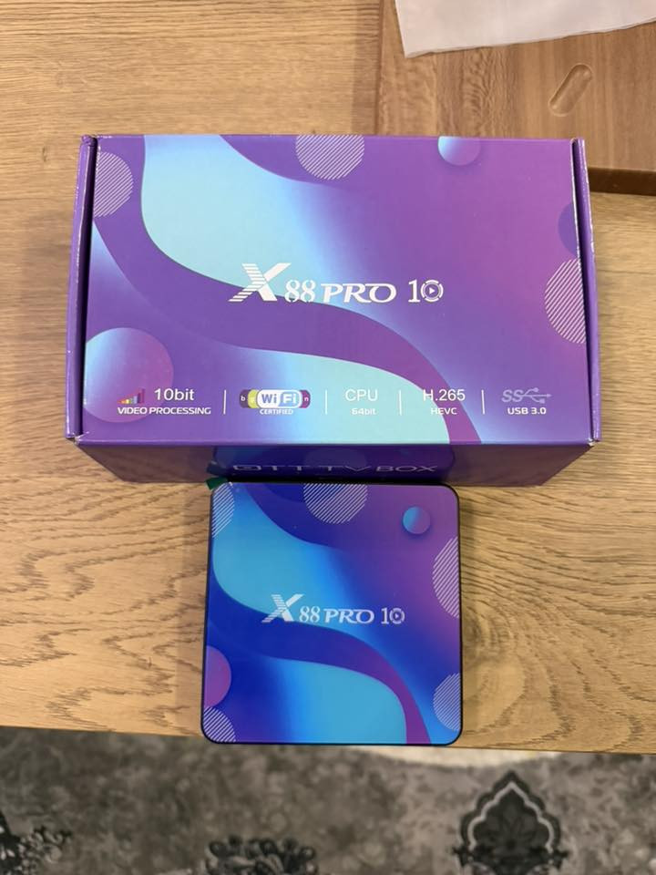 تيفي بوكس X88pro 10
معالج 64 bit

الذاكرة 16

العشوائية 2

نضام اندرويد 

السعر 10 الف 

توصيل لكل المحافظات موجود 

***********
