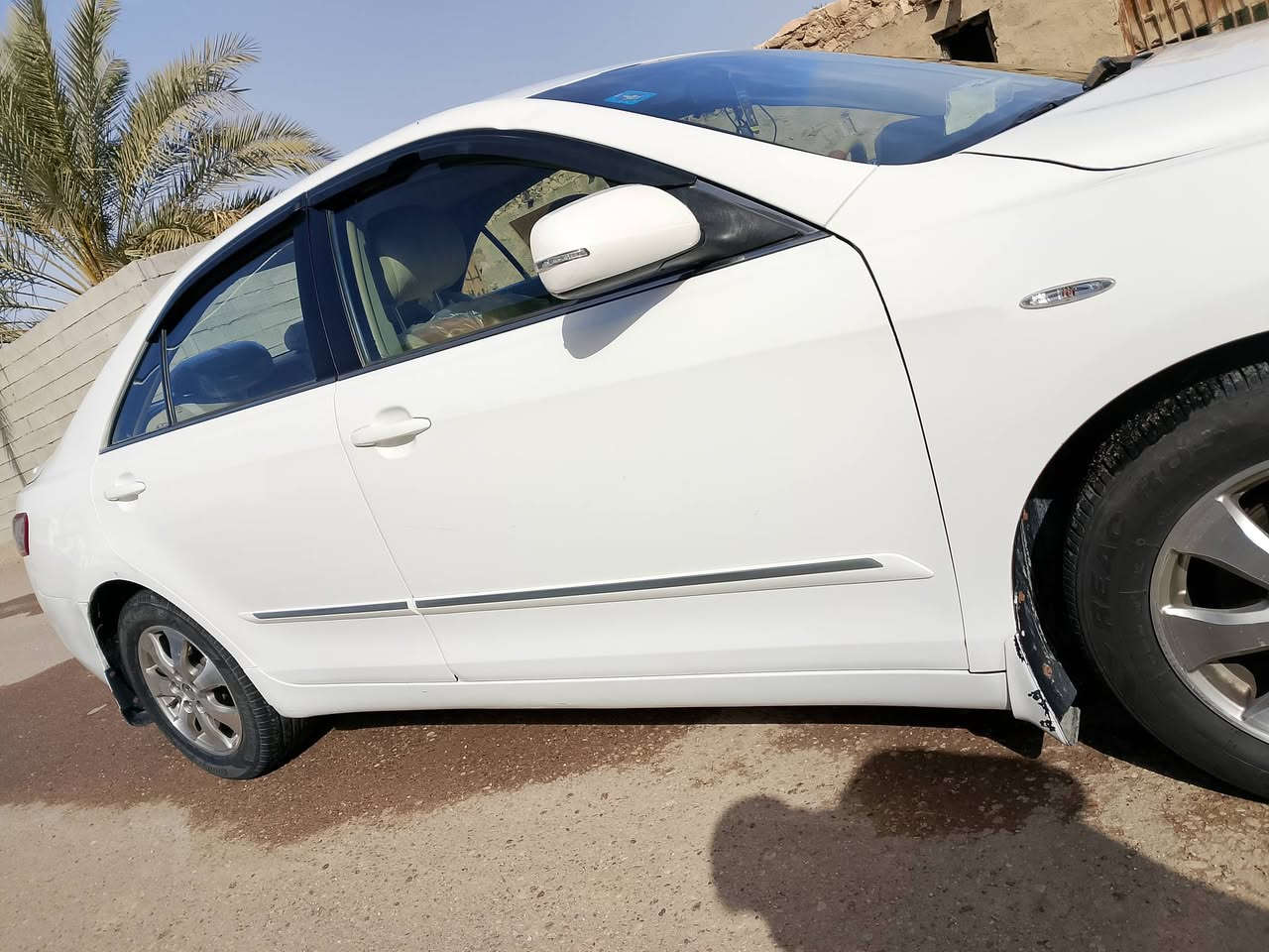 للبيع  
تويوتا كامري
 2008 خليجي 
فول 
لون ابيض ..
رقم بغداد شرط التحويل والغرامات 
سنويه جديده سياره بأسم اخويه تحويل مباشر 
السياره كفاله عامه عدا شبر بارد راس جاملق سايق 
ونص الباب خلف سائق مثل ماموضع بسونار 
محرك مامفتوح شرط لا تبخير ولاتنقيص..
كير صدر تايرات تبريد كهربائيات كلها شرط كفاله....
مكينه 2400 خير من الله 
السياره فوووول مواصفات 
سلايت 
كشن كهرباء
قطعتين تبريد
داخل صاج بلادي
لايت ابيض زنون 
سماعات داخليه مضخم 
شاشه كبيره 
كامره خلفيه 
أشاير بالمري 
وبعد بيها هواي مواصفات مامذكوره معروفه مواصفات 
مكاني الأنبار .حصيبه الشرقيه 
السعر 119. وبيه مجال بسيط حك الجيه
رجاءآ أخوتي لحد يكسر بحلال العالم الي يشوف السعر هوايه يعبر المنشور ورزق على الله 

***********. واتساب
