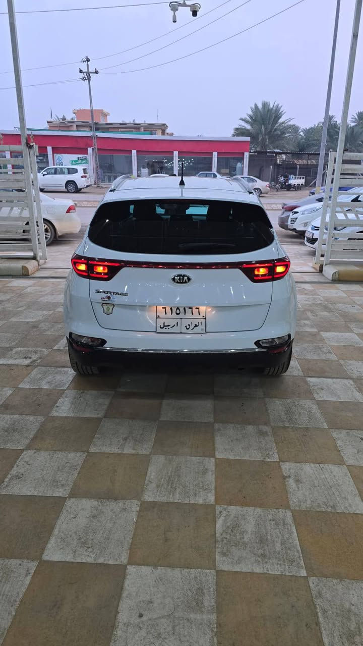 دليل العراق  السيارات 
سبورتج ٢٠٢٠ كفاله عامه السعر ٢٠٠ وبيه مجال
رقم الهاتف+واتساب ‏‪***********‬‏
