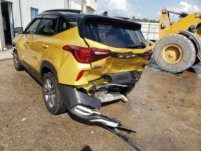 كيا سلتوس للبيع ماشيه 40 الف مال دكتوره السياره s مواصفات الSمعروفه تو كلر بلاد صور الحادث موجوده بالمنشوره موديل 2021 مكينه 2000 دوش (رقم بغداد) مشروع وطني 
سعر البيع 165 
بيع وليس مراوس
*********** 
***********
