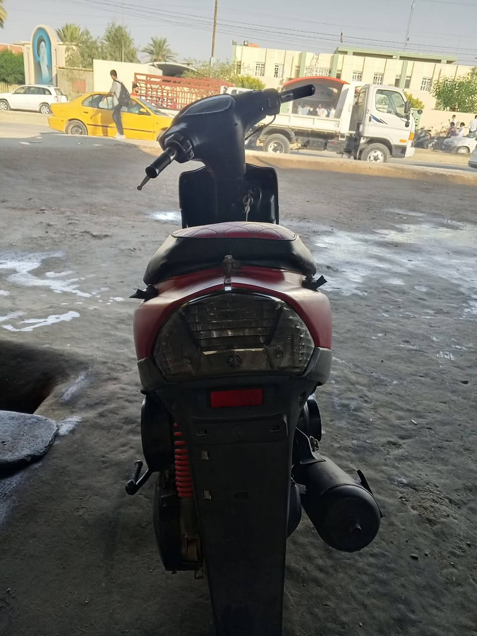 السلام عليكم دراجه ماكس عدله بوشه 55 كهربائيات كله شغاله السعر 400وبيه مجال   العنوان دوانيه قضاء عفك ***********

