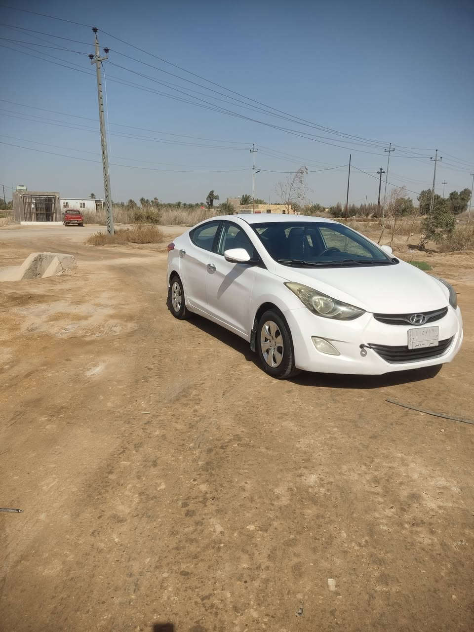 السلام عليكم النتر خليجي 2013  مثنى سنويه لل 2027مكفوله بيه رشه صبغ بصيطه بل جاملغ الخلفي كير مكينه خير من الله مداور ثاني يوم مكان السياره رميثه للستفسار ***********
