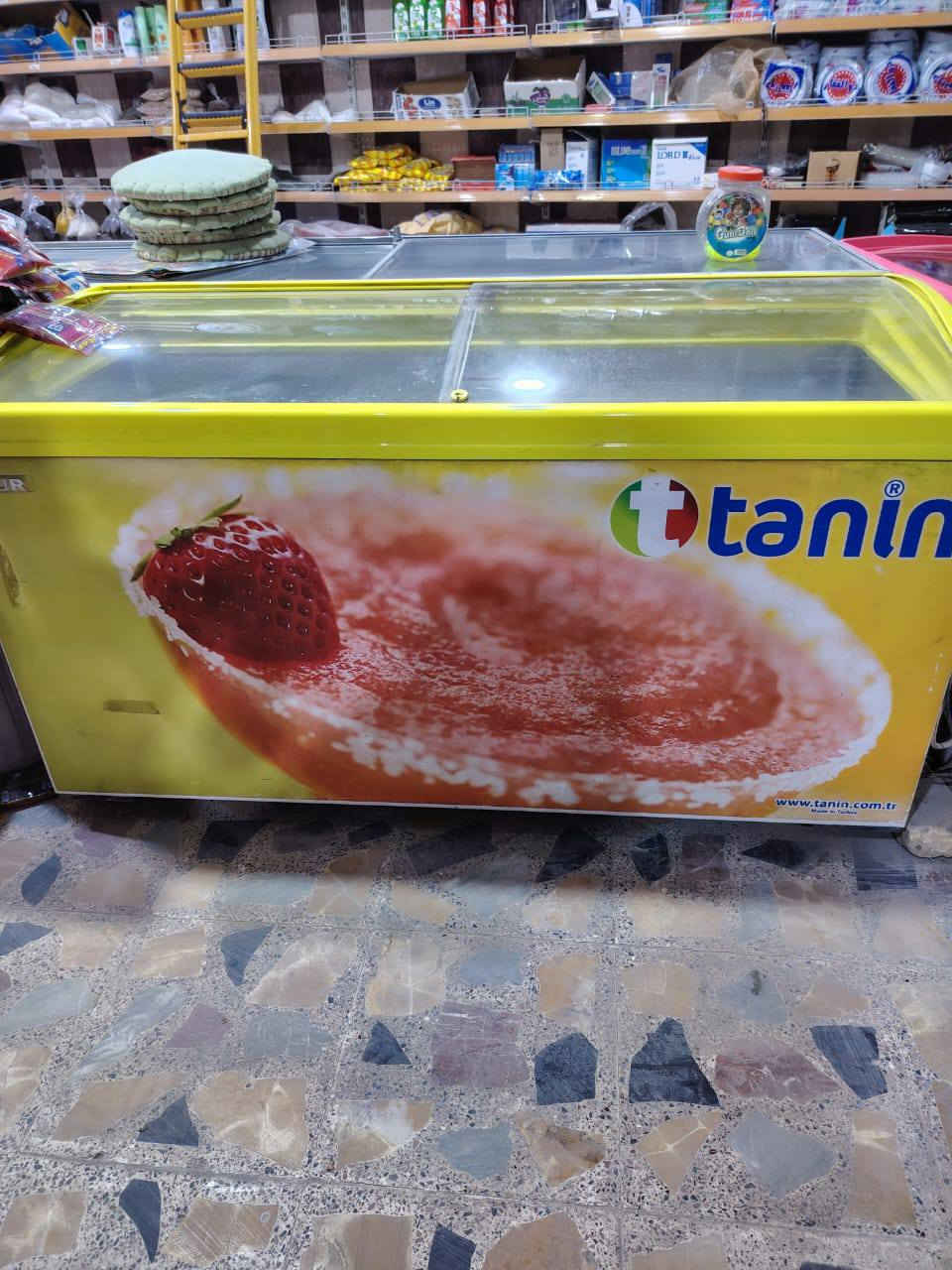 ‏السلام عليكم
‏2 عارضه موطا اولحوم للبيع
‏الكبيرة 450 اللون اصفر
‏المتوسطه350 اللون احَمر
‏مستعملا ت ونظيفات ولم يصلح بهن اي شيء لحد الان
‏
‏‪***********‬
‏
‏
