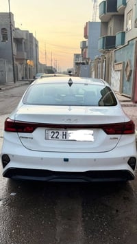 مكفولة من الضربة القوية فقط بيها بارد شبر  ومكان واحد حار ‏‎المواصفات ...