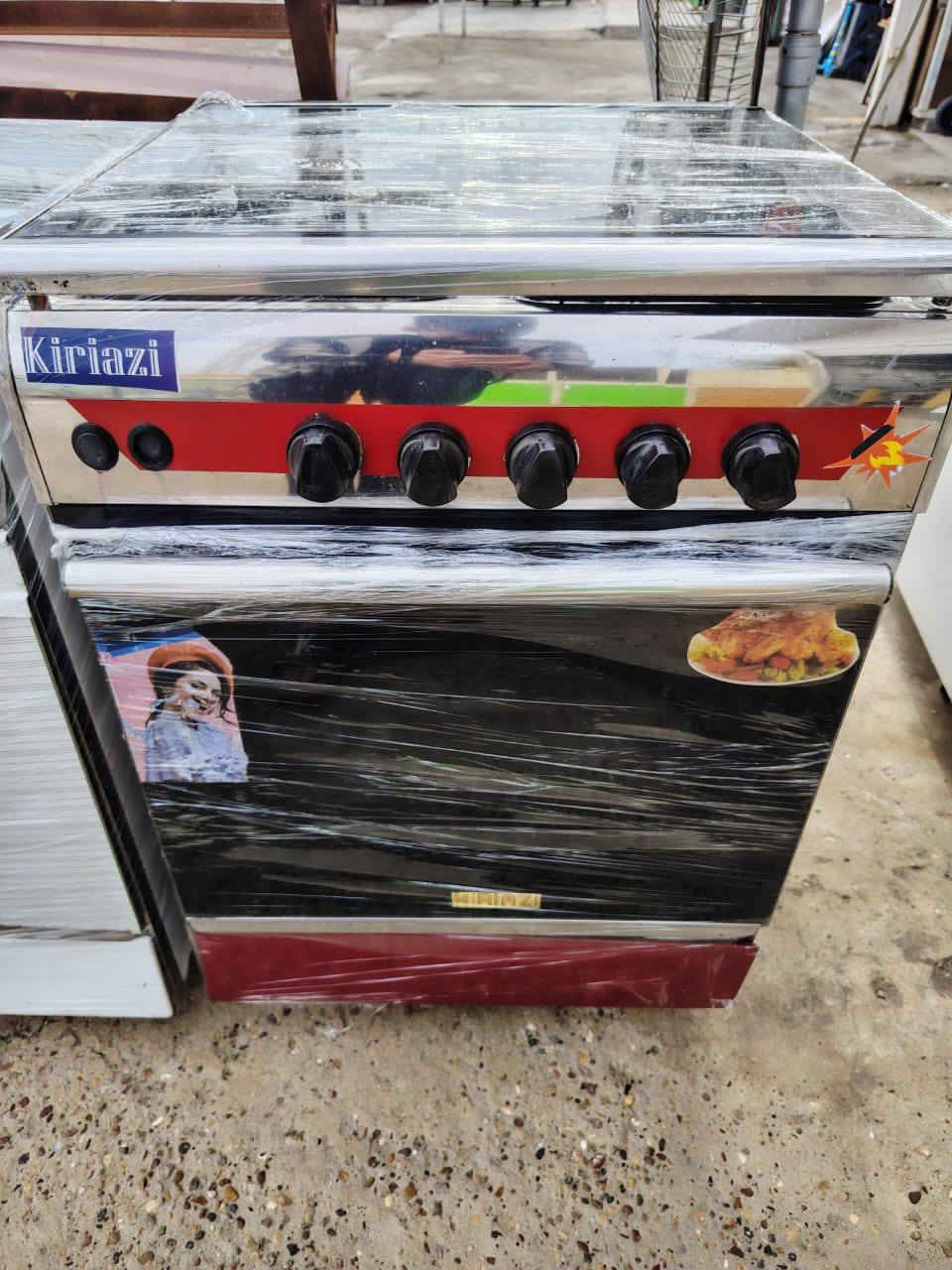 بسم الله وعلى بركة الله
طباخات أربعة عيون مصري ستيل مستعمل اخو الجديد نظيف جدااا 
ملاحظة: كل طباخ سعر
العنوان محل بلدروز مجاور ابو وطن للمفروشات 
الموبايل  ***********
