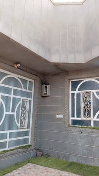 بيت البيع مساحه 200 طابوه صرف التاجيه بناء غرفتين نوم وستقبال وهول صحي...