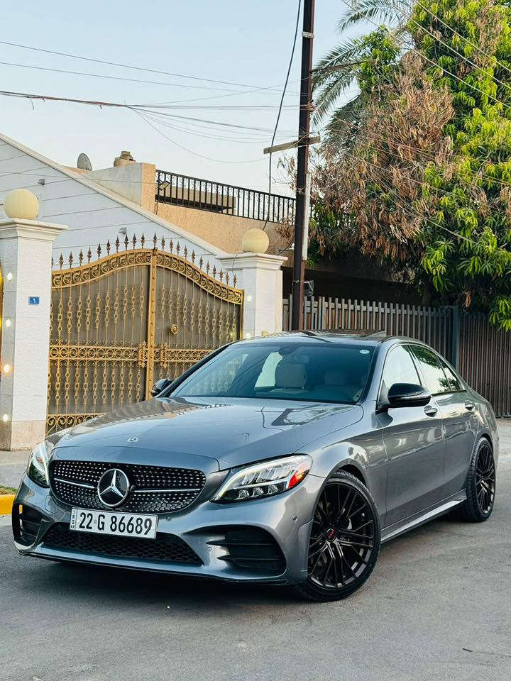 Mercedes-Benz C300  2021
rear wheel drive دفع خلفي 

رقم اربيل  ب اسمي شرط التحويل 

هزة وسنوية بعدها مساقطه 

السيارة مكفولة من الصبغ والبارد والتبديل (صور الحادث ب المنشور ) شرط الفحص 

ماشية 48 الف 

مواصفات المارسدس ميحتاج ذكر 

(فتحة -تحكمات -خزن كشنات ميموري _تدفئة كشنات _ داخل ابيض  ...الخ)

صدر السيارة امامي خلفي جديد

بولش ونانو اقل الشهر مسوي 

ويل 20 وتخم تاير جديد  

السياره فقط بيها مكانين pdr رصعتين اني سويتهن غيرها مابيها شي السياره واحلا من الصور 

موقع بغداد - المنصور 

رقم الهاتف *********** 

السعر (282 ورقة وبيها مجال بسيط )
