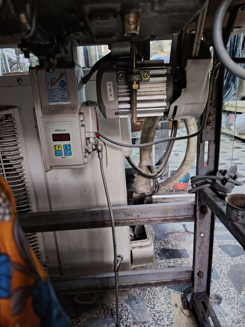 برذر  ٥٧ ماطور كاتم اقتصادي
***********
