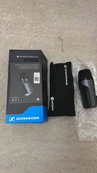 الكترونيات • اكسسوارات