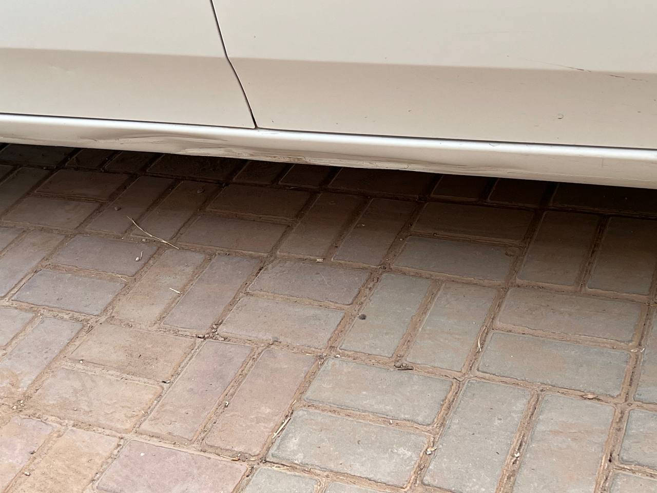 سيراتو 2013 
محرك 1.6 
مري شفط 
تحكم ستيرن 
باتري جديد 
محرك وكير شرط نضافة خير من الله 
بقية مواصفات معروفة 
خليجي 
سعر 118 وبيها مجال 
مكاني صلاح الدين قضاء الدور 
*********** تواصل
