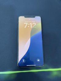 ايفون 11 برو ماكس • ٢٦٥ • بطارية ٨٠٪