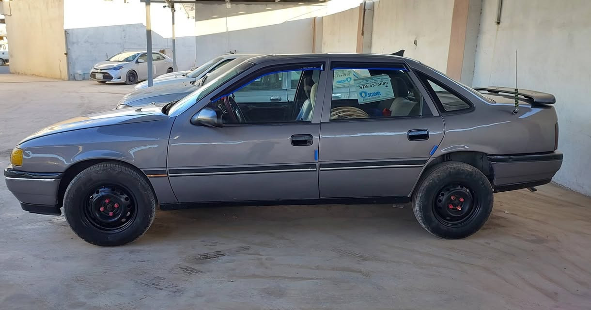 اوبل فكتره موديل ٩٢محرك ١٨
رقم بغداد كير محرك صدر كل نضيف مابيها اي نقص 
سياره مصبوغ جمالية من دون ضربه
كامله مابيها اي نقص 
سعر[ ٣٥] ورقه وبيها مجال 
معرض الأخوين 
ديالى / دلي عباس مدخل الحي الصناعي 
هاتف ***********
