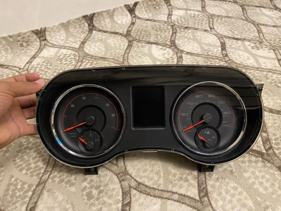 سلام علكم عينه جديده معنه الكلمه مال جارجر مديل ب2014 الحد مديل ب2011 ب***********
