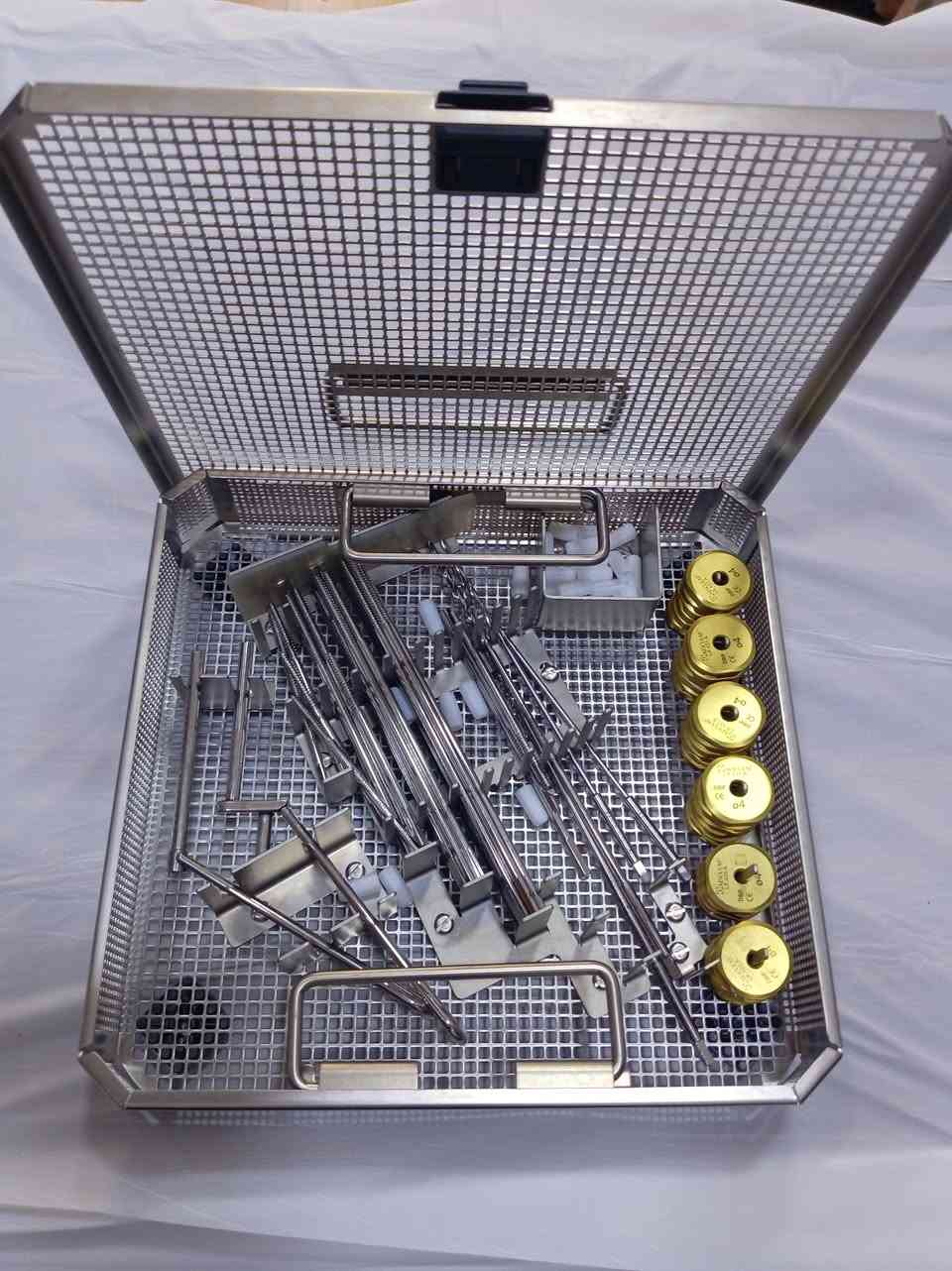 تثبيت خارجي ألماني اسكولاب متوفر للاتصال *********** او ***********
