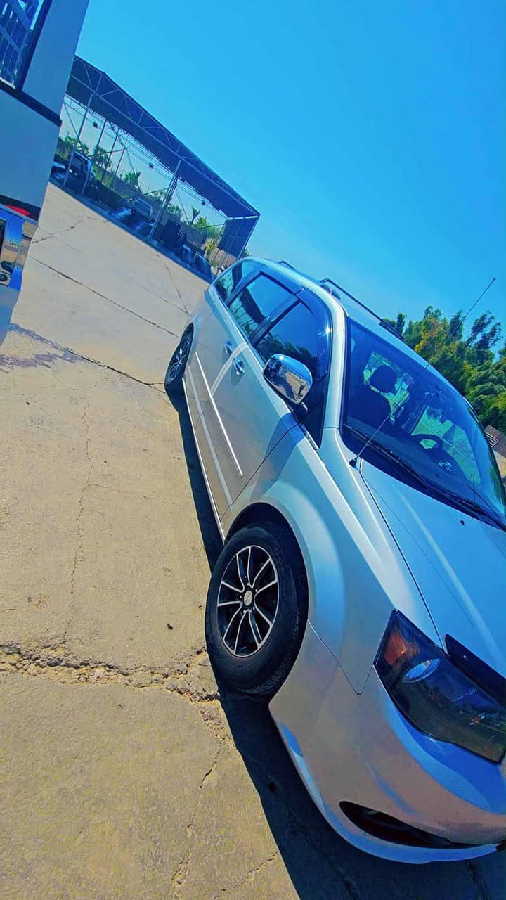 السلام عليكم
دوج كرفان للبيع 
فئة كرو
موديل 11محدث 19
فول موصفات 
بيبان كهربائي جنطة كهربائي شفط
حادث كما موضح بلسونار 
سعره 140وبيه مجال بسيط 
اتصل عل رقم الهاتف ‭0782 482 6438‬
