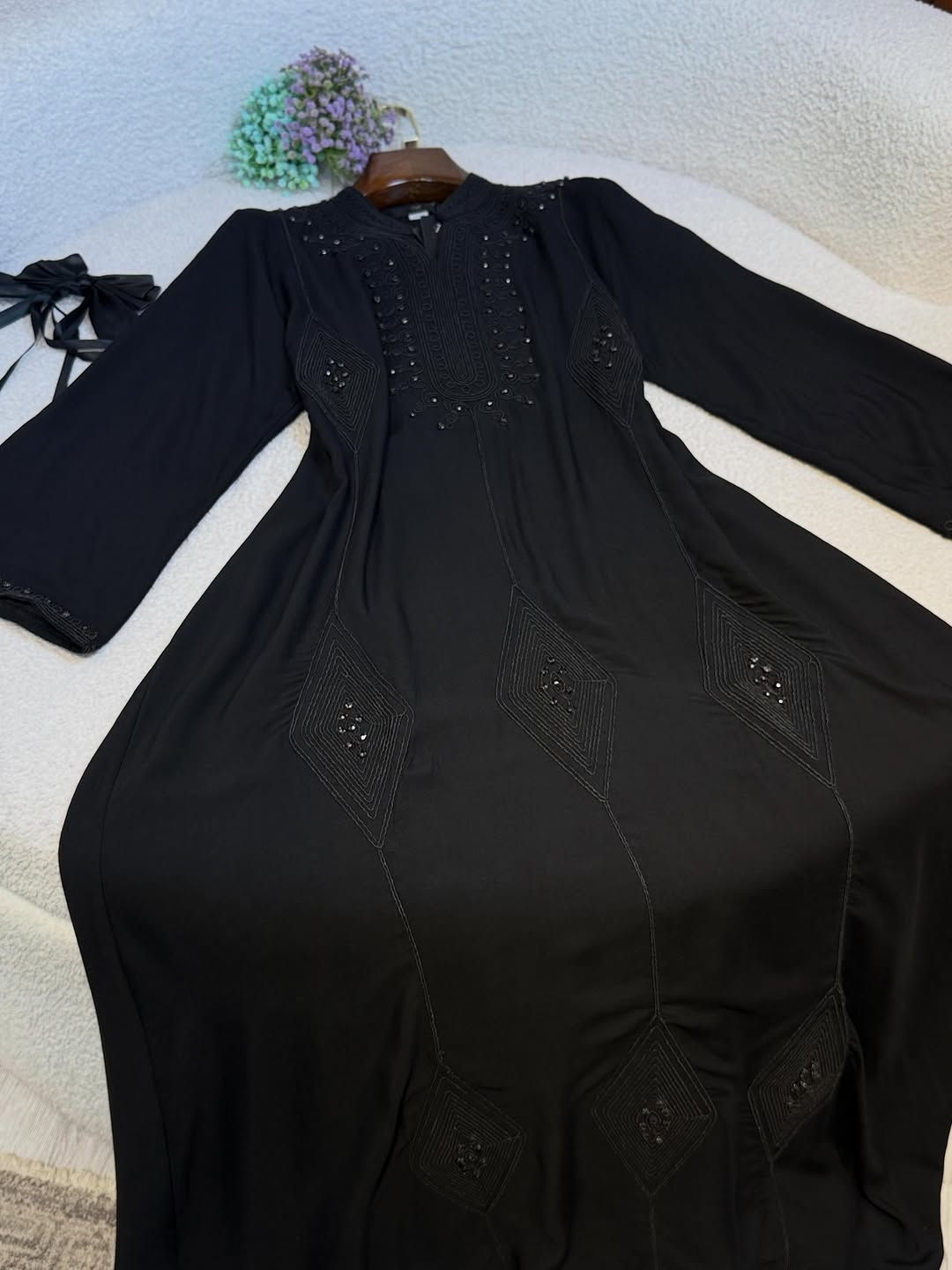 الــسعر15الـف✨🖤
القياسات(L,xl,2x,3x)

للحجز و الاستفسار التواصل على الأرقام واتساب
***********
***********
***********
***********

توصيل بغداد  5000
توصيل محافظات  5000

