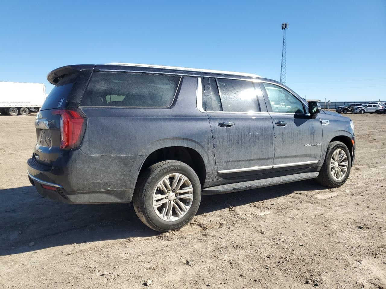 السلام عليكم مرخصا الادمن  جمسي يومن طويله اجره رقم اربيل بيه خط بغداد اربيل للبيع موديل 2023 فئة  تSLT فول بنوراما كشنات vip سيارة جلد خمس كامرات مواصفات SLT الفول المعروفه صور الحادث موضحه بل منشور صور امريكا وصار بيه طخه بل عراق بل باب الوره السكن هم موضحه بل صور مكان السياره الامين الثانيه 
لتواصل رقمي موجود واتساب ***********
