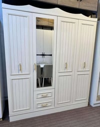 كنتور ٤ باب • عرض ٢م١٠سم • ارتفاع ٢م٢٠سم