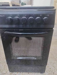 طباخ تركي نوال نظافة 80٪السعر 90الف للتواصل 07707991889