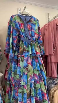 شروة • فساتين نسائي • ٢٠٠ قطعة