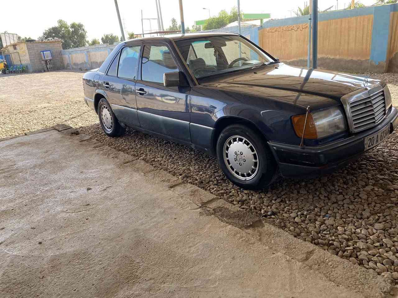 السلام عليكم مارسدس دب موديل 89 رقم ديالى سنويه 30 كير محرك جديد لا صرف ولا بخار تبريد شغال 🧊🧊محور 2500 سياره حلوه السعر 48 وبيه مجال قليل  الرقم *********** مكان سياره ديالى

