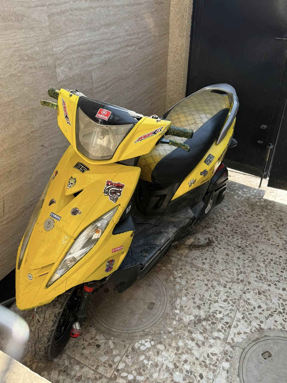 جي تي ار للبيع مكينه مكفوله من الفتح والنضوح الكفر الأمامي بي كس شويه ودراجه يرادلهة شويه ترتيب بل كفرات غير هذني كفوله الدراجه كلشي شغال بيهة شلعه ومعدل الدراجه بلاديه سعرهة 600مكاني بغداد ***********
