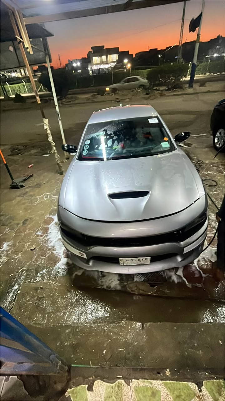 السلام عليكم جارجر للبيع مديل 2018 رقم بغداد ب اسمي كير مكينه حداديه تبريد خير من الله سياره جاملغ وبنيد وبيه تعديل بل جاملغ الخلفي يعني بيع رشات صبغ السعر 170 وبيها مجال مكاني بغداد ***********
