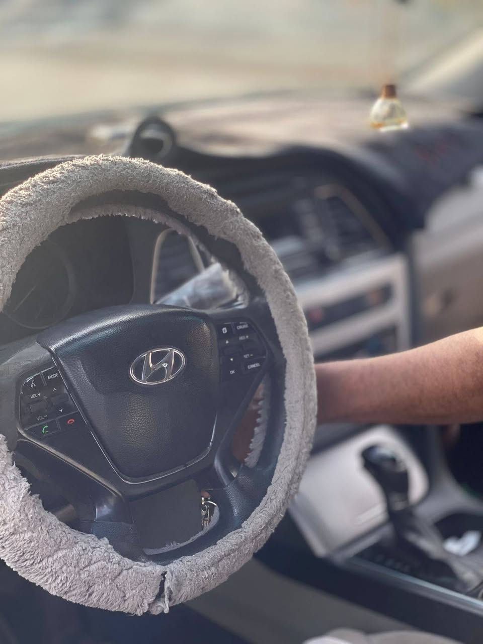 سوناتا للبيع وارد أمريكي  مديل ٢٠١٥
بسمي السياره
وجاهزه من كلشي
السياره نجف كلين
السعر 127 $

عنواني نجف
***********
