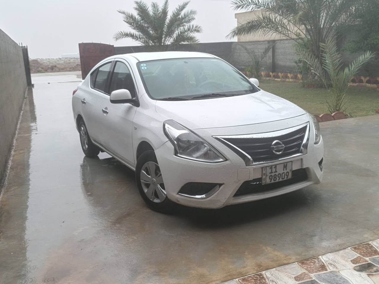 سيارة سني هندي 2018 سيارة على ايدي أخذتها صفر رقم بغداد ب اسمي تحويل ثاني يوم بيها بارد ب باب جهة سكن أثر شخط بارد ب جنطة  وبارد ب جاملغ خفيف كلش تجي تأخذ سونار شوف بعينك شيطلع غير كلامي ب سونار علية تخم تاير كير محرك بشرط فيت بم الأصلي مالتها 
مكان ديالى أو بغداد عادي  لأن قريب ع بغداد السعر ٩٣ بيها مجال الشراي بعيوني ما تشتري ما تفيدك أعبر المنشور والله يوفقك 
رقم الهاتف ***********
