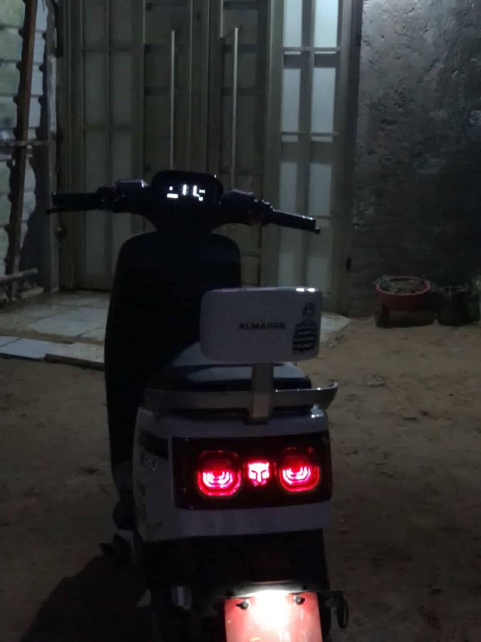 دراجة نضيفة نقص مابيهة مديل 2025شركة دعلج 1200واط سعره 850بيهة مجال اتصل ***********
