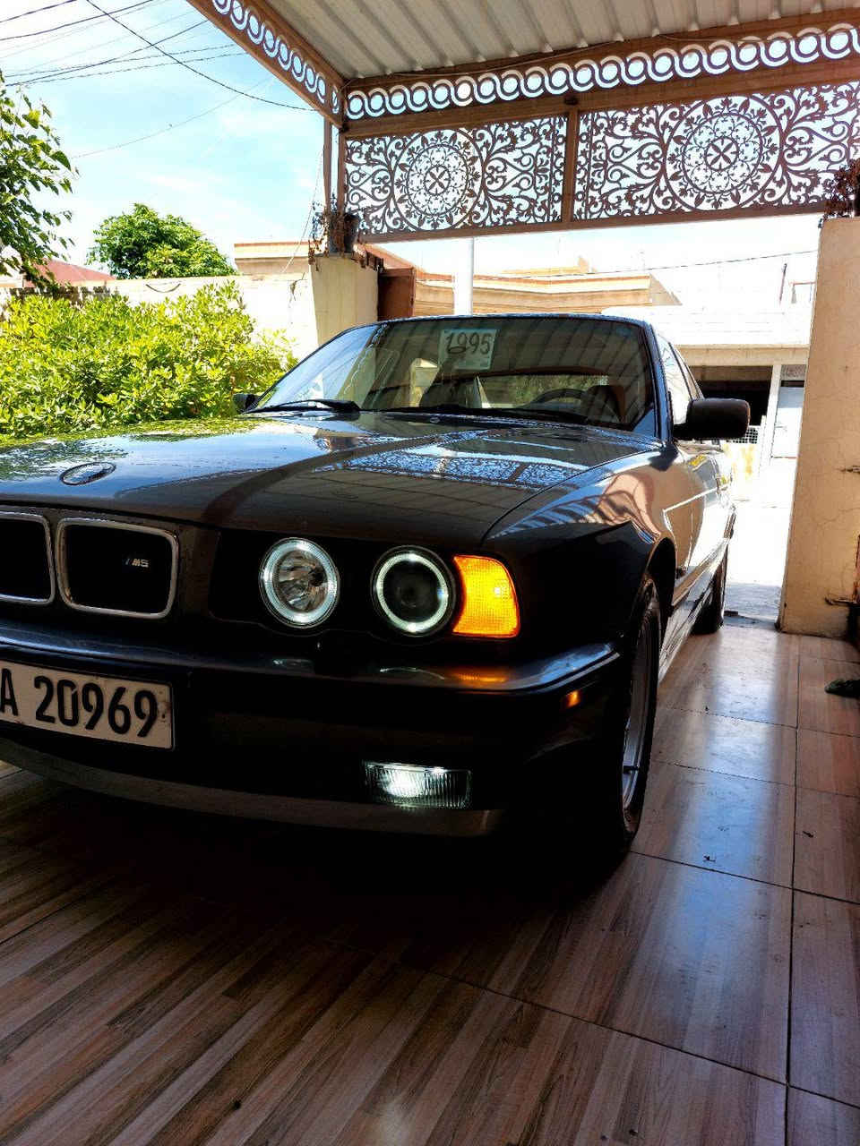 سلام عليكم بي ام   موديل 1992 بلادي 525iA  گير  تؤماتيك محرك و گير بشرط  سيارة صبغ عام بس للجمالي رقم سليمانية جديد 💯 دووةلي الماني تحويل  مباشر 💯   بدون  مصرف  4جامات كهربائي  فتحة سلايت طكتين أشتغل فورميكة دبال ارباك   بطيق بنزين سيارة دعامي لل دعامي بشرط بدون مصرف سيارة مكفولة كفالة عامة بدون اي نواقص  صدر أمامي و خلفي جديد دععامي لل دعامي بشرط🇩🇪 غرفة نضافة 100/100  بچم عريض  ABS پردة بابات نضيف  غرفة اسود حيل نضيف سيارة حيل  نضيف  تحويل بشرط


**إذا كنت صاحب هذا الإعلان وتريد حذفه لأي سبب، رجاءا أرسل رسالة إلى الدعم الفني**